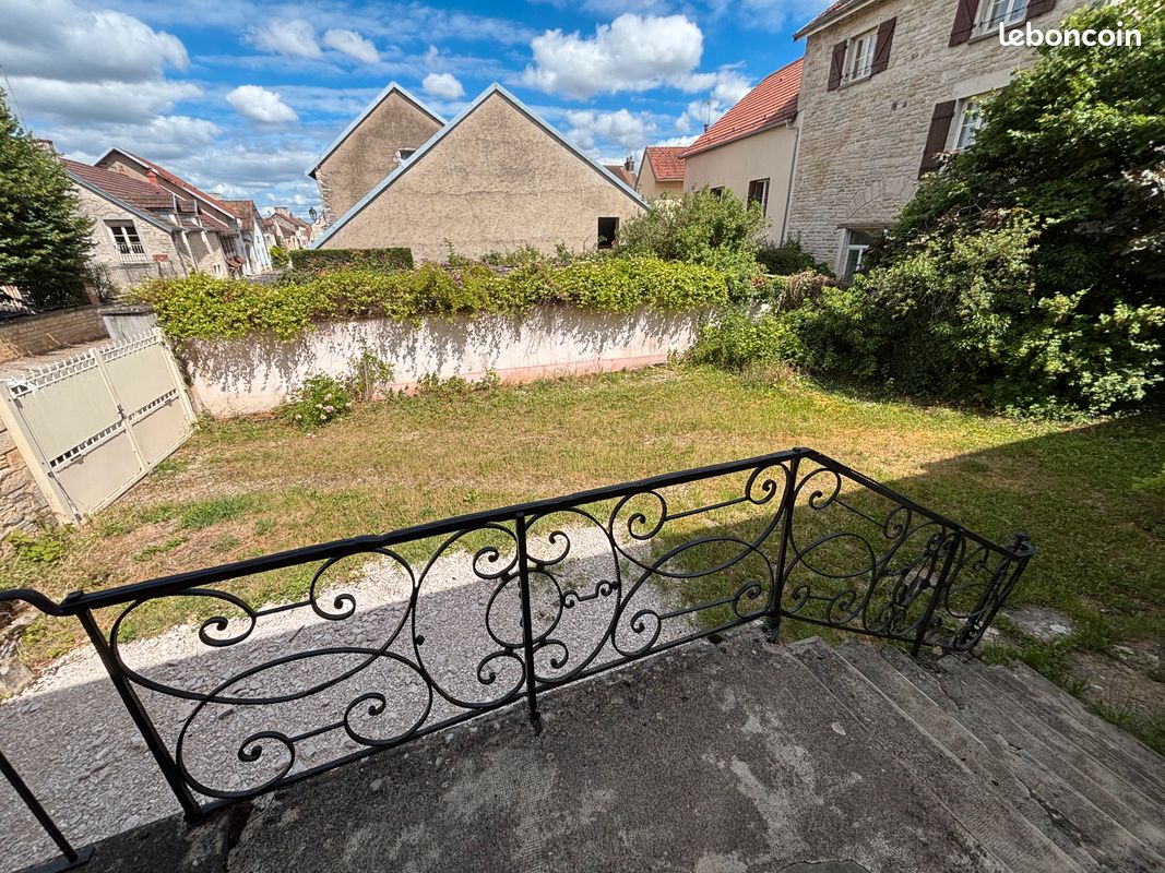 Maison 5 pièces 92 m² · à Fleurey-sur-Ouche · 92 m² · 180 000 €