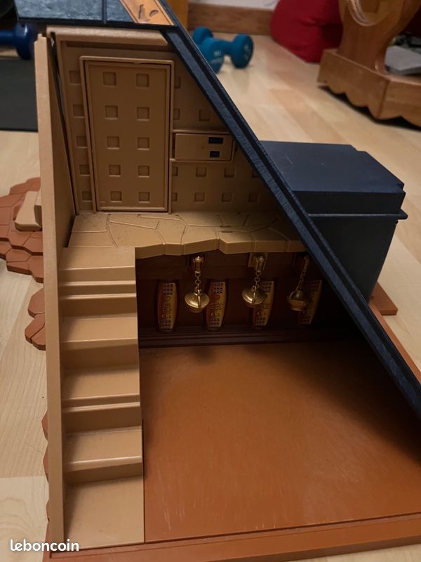 Pyramide playmobil et personnages oasis (image 5)