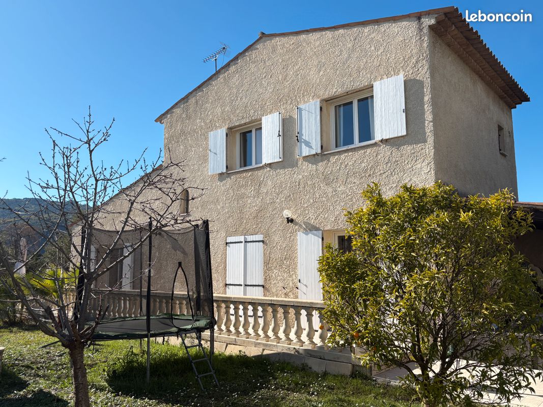 Maison 5 pièces 150 m² · à La Roquette-sur-Siagne · 150 m² · 699 000 €