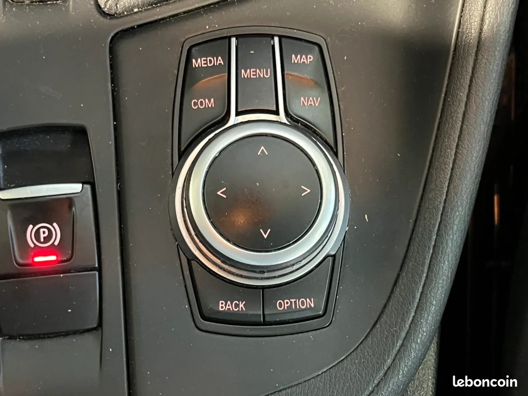 BMW X1 sDrive 16d 116ch Business - ENTRETIEN COMPLET BMW (image 25)