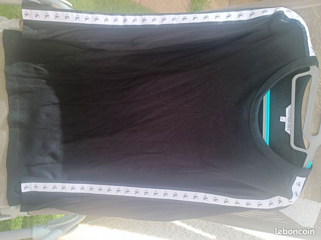Haut femme Calvin Klein (image 1)