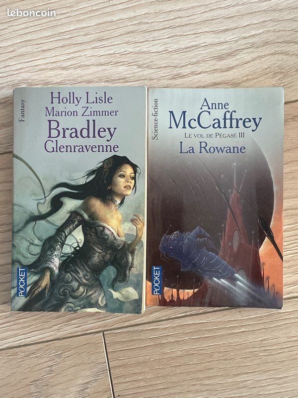 Livre de poche (image 1)