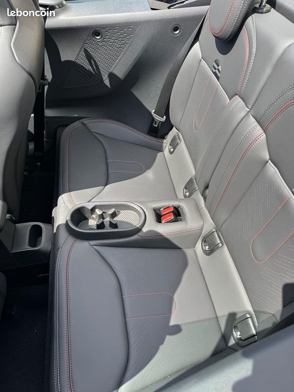Mini COOPER CABRIO S 204CH JCW DKG7 (image 14)