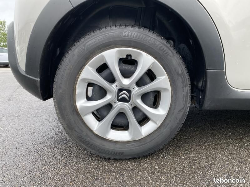 Citroen C3 1.2 PureTech 83ch S&S YOU (image 23)