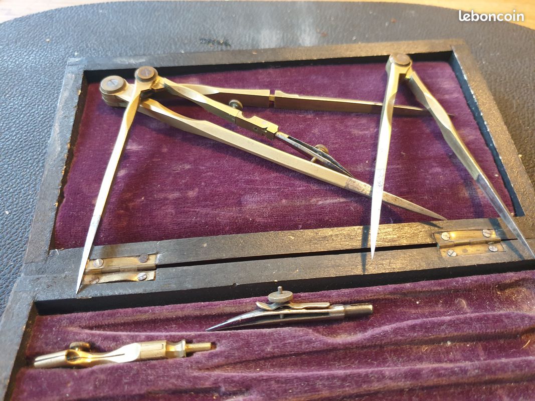 BOÎTE À COMPAS Ancienne EUR 20,00 - FR