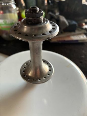 Moyeu roue avant campagnolo - Équipements vélos
