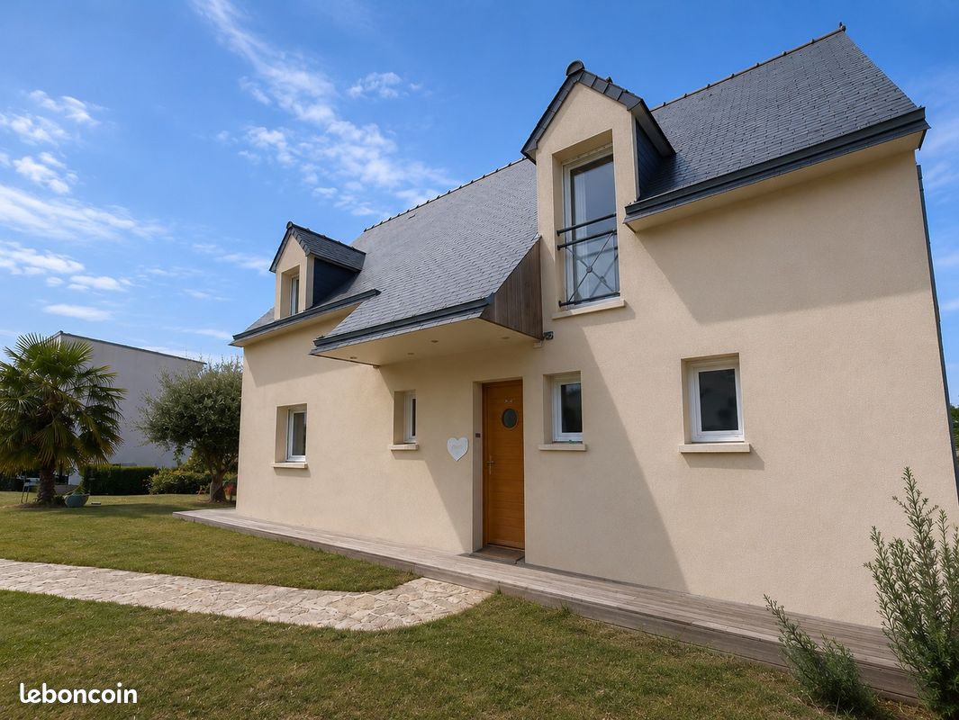Maison 6 pièces 136 m² · à Créhen · 136 m² · 406 000 €