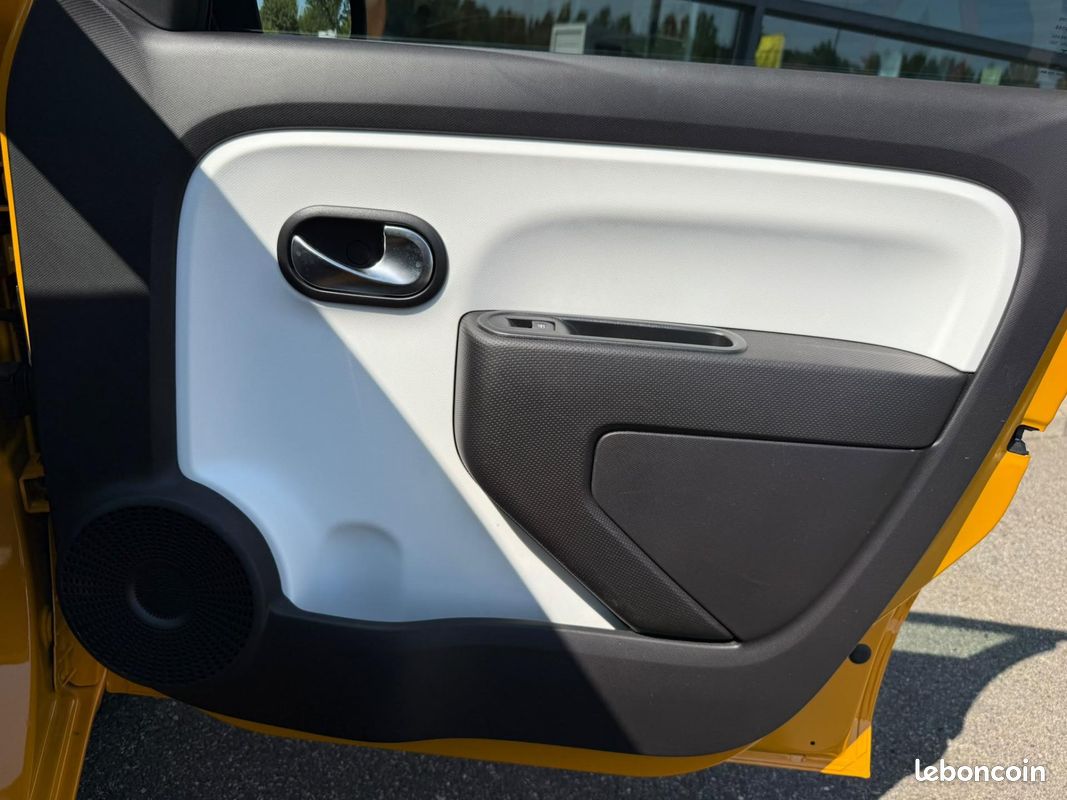 RENAULT TWINGO E-Tech Electrique Achat intégral III BERLINE Zen PHASE 2 (image 33)