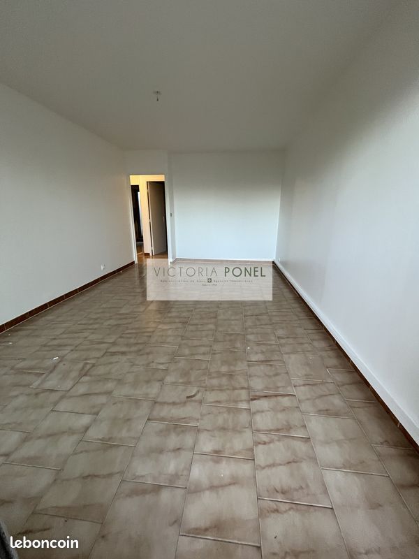 Appartement 2 pièces 46 m² · à Hyères · 46 m² · 840 €