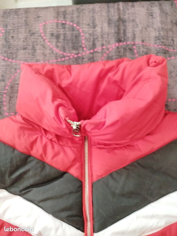 Doudoune rouge Jennyfer taille L Vêtements