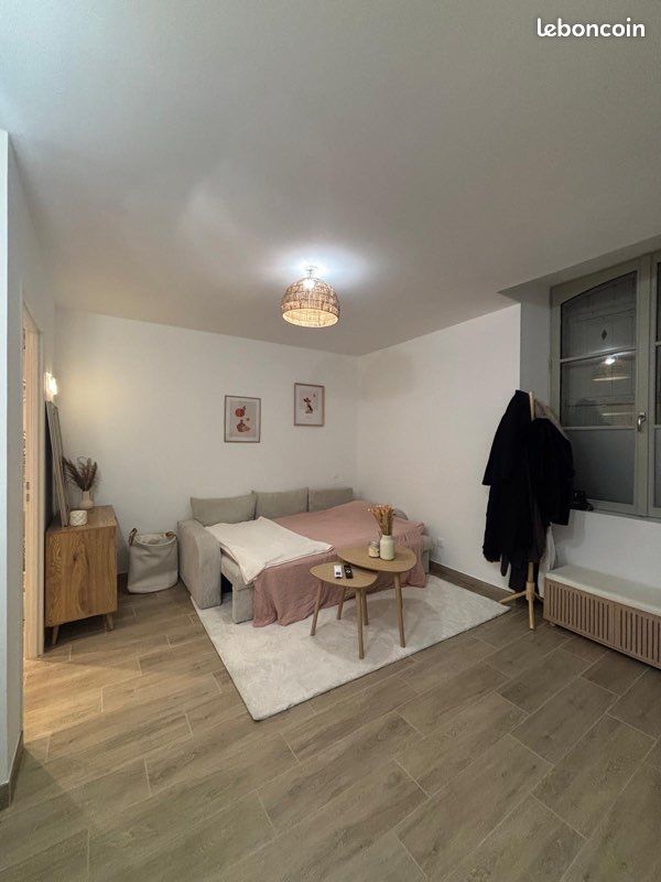 Appartement 1 pièce 20 m² · à Blois · 20 m² · 550 €/mois