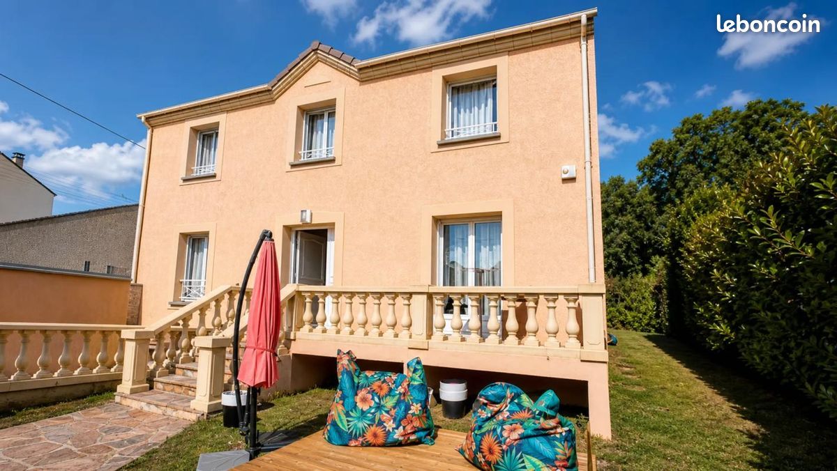 Maison 8 pièces 150 m² · à Clichy-sous-Bois · 150 m² · 453 000 €