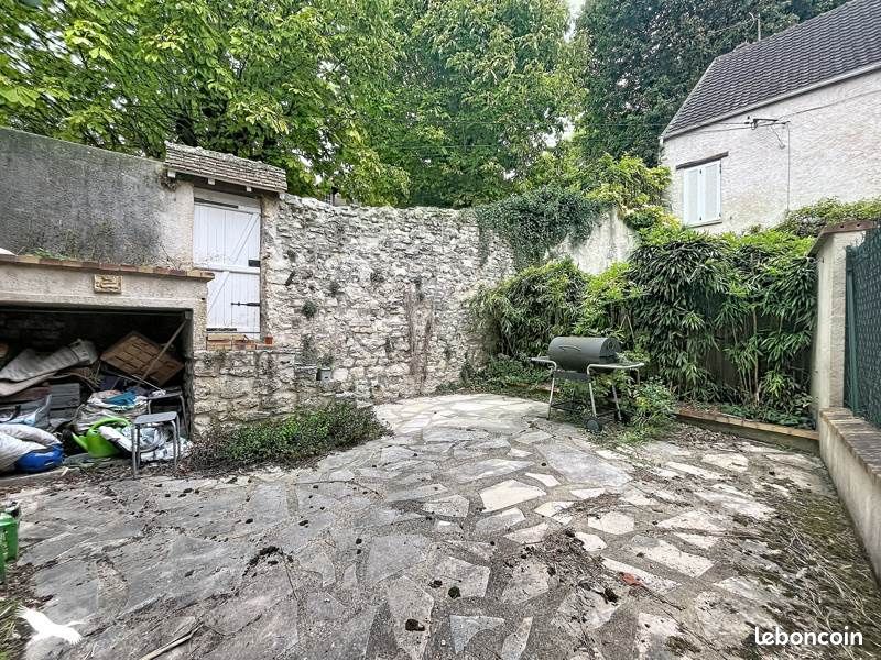 Maison 4 pièces 70 m² · à Auffreville-Brasseuil · 70 m² · 189 000 €