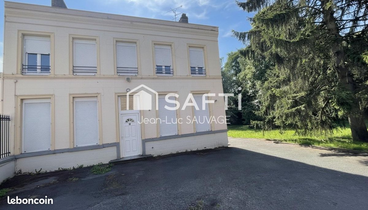 Immeuble 230 m² · à Escaudain · 230 m² · 245 000 €