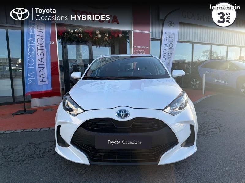 Toyota Yaris 116h Dynamic Business 5p + Programme Beyond Zero Academy MY22 (image 5)