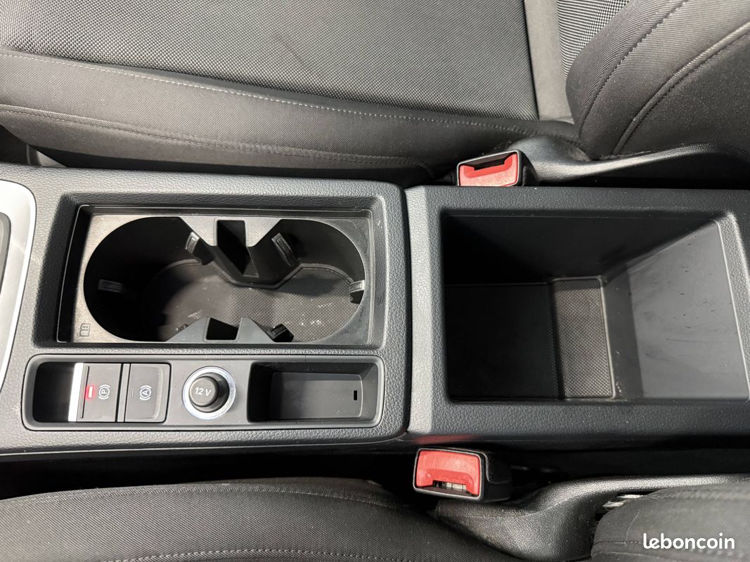AUDI Q3 35 TDI 150 ch S tronic 7 Design (image 31)