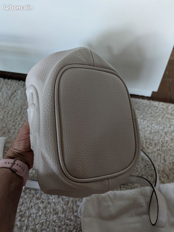 Sac à main Guess (image 10)