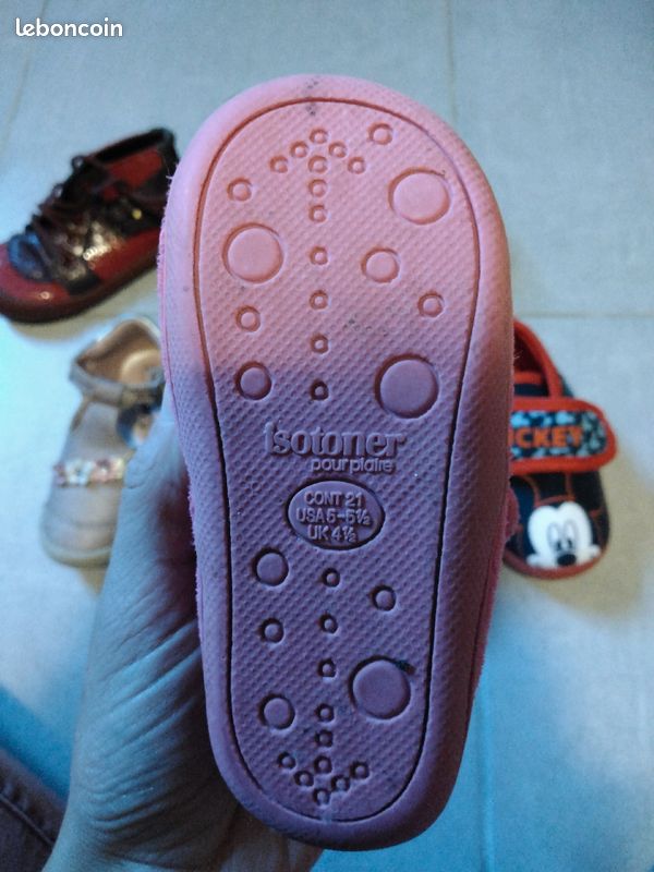 Chaussures et chaussons taille 21 (image 2)