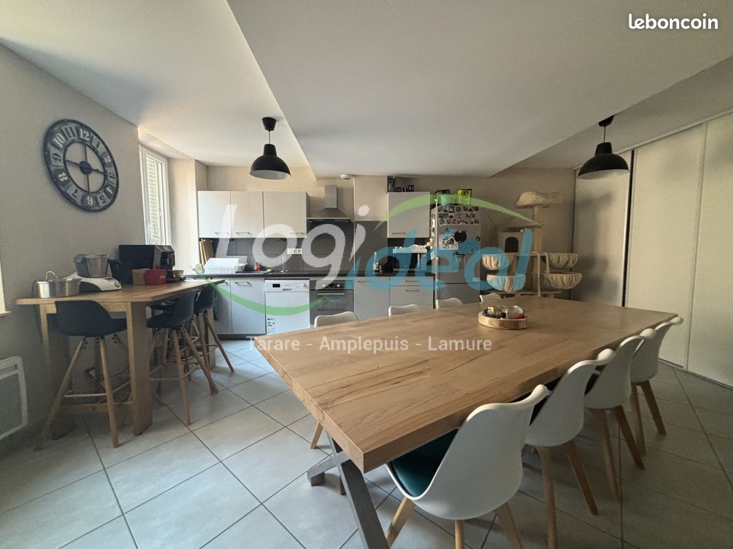 Appartement 3 pièces 85 m² · à Tarare · 85 m² · 585 €/mois