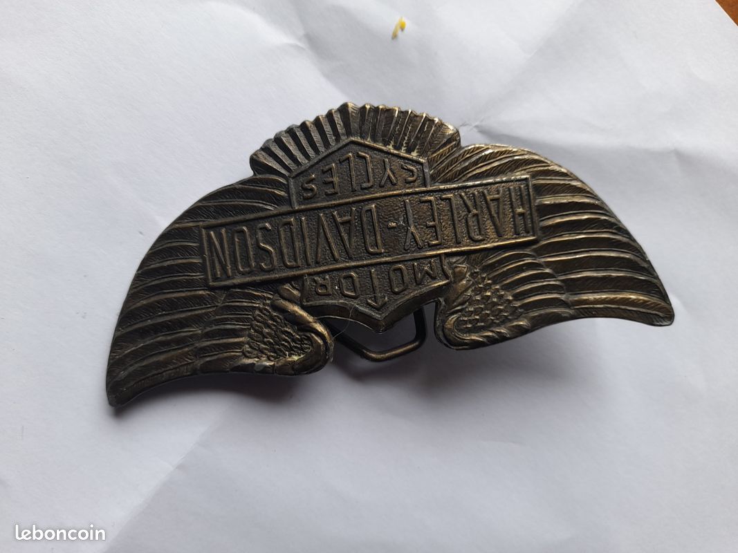 Boucle De Ceinturon Harley Davidson Motif Moteur - Acier Inoxydable Doré - Occasion