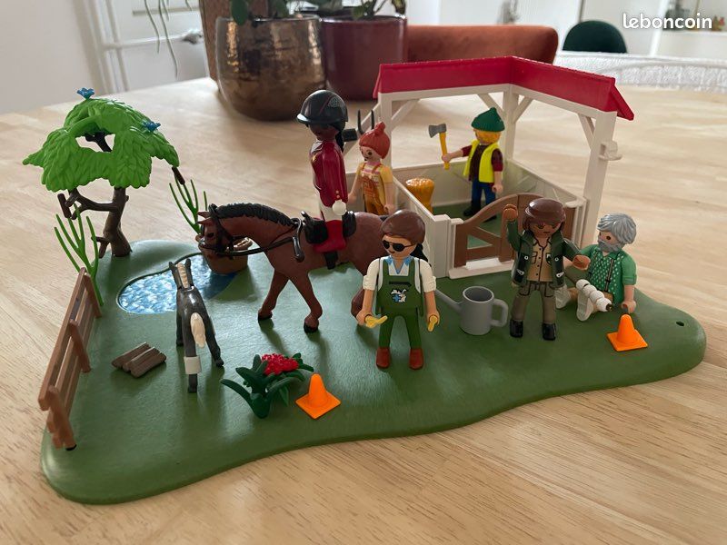 Tracteur + écurie Playmobil (image 3)