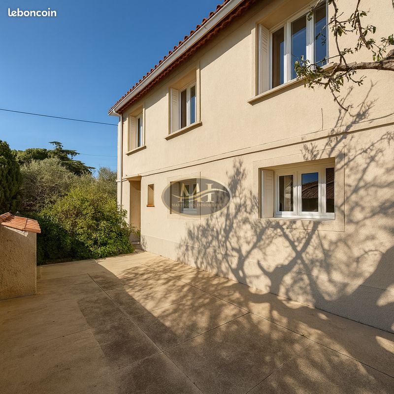 Maison 6 pièces 130 m² · à Saint-Mitre-les-Remparts · 130 m² · 651 000 €