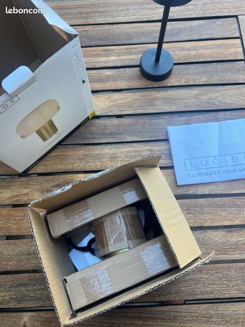Vends magnifique lampe sur pied (image 3)