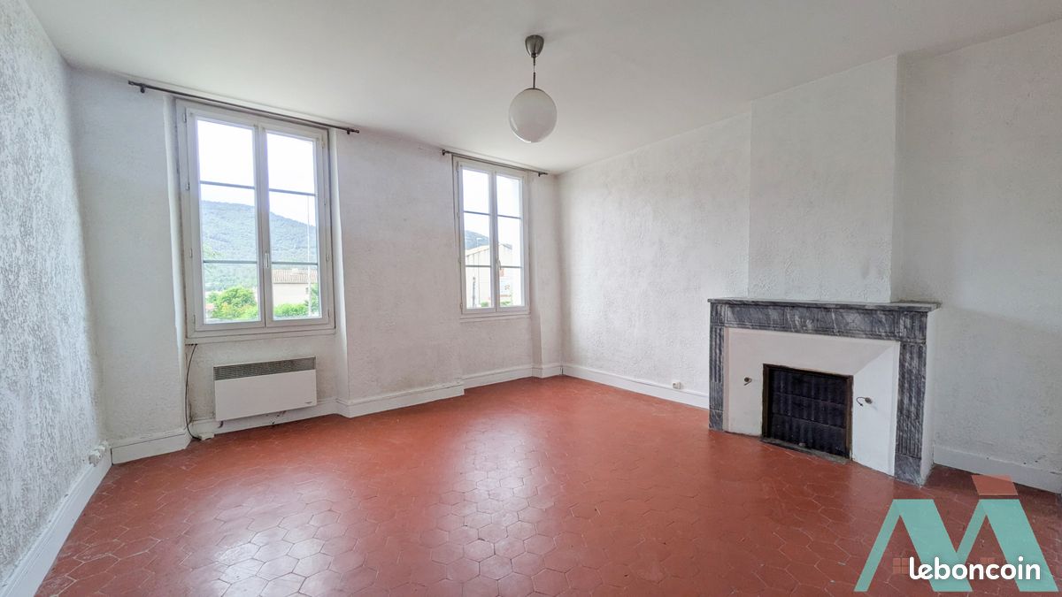 Appartement 3 pièces 92 m² · à Signes · 92 m² · 168 000 €