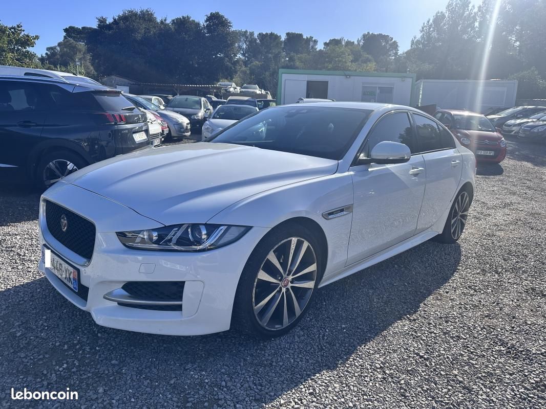 Jaguar XE 2.0 D - 180 ch BVA AWD R-Sport (image 1)