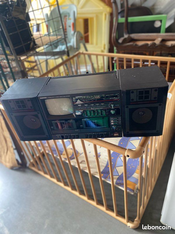 ANCIEN POSTE RADIO transistor RADIOLA 462 vintage collection radio