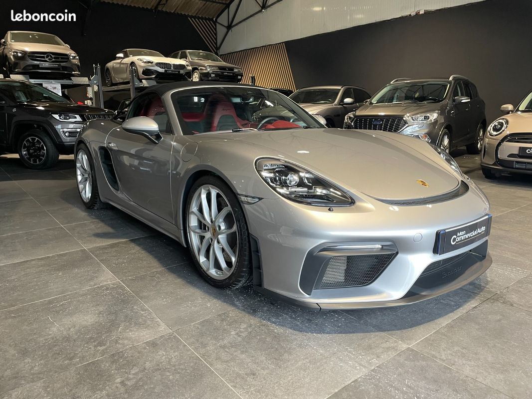 PORSCHE 718 SPYDER 4.0i 420 ch - PORSCHE APPROVED 12/2026 - BOSE - CARPLAY - INTERIEUR SPYDER CLASSIC HERITAGE - CAMERA (image 8)
