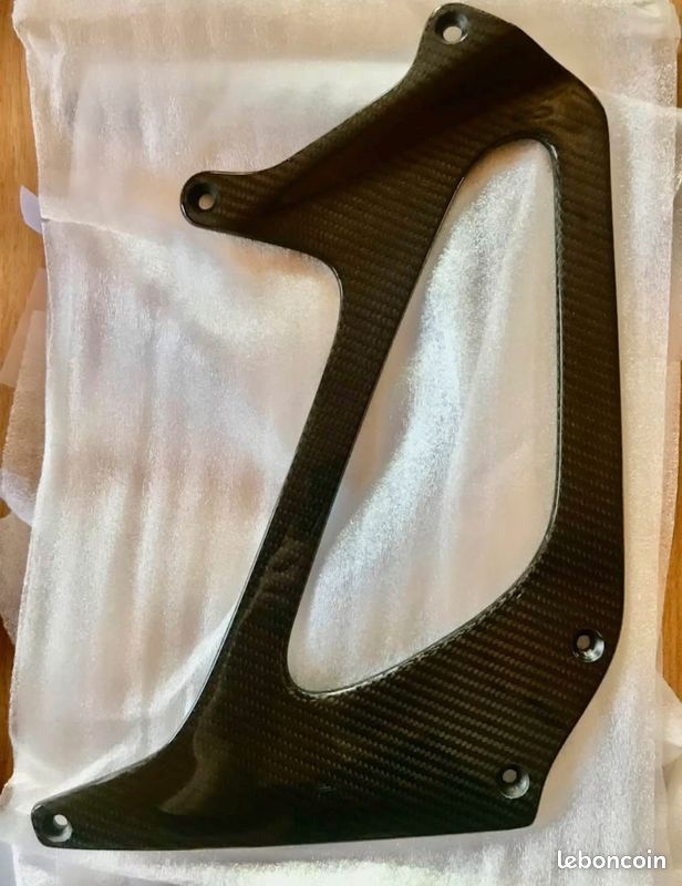 Réhausseurs aileron arrière carbone Salter Aéro Porsche 991 GT3 RS ou GT2 RS (image 2)