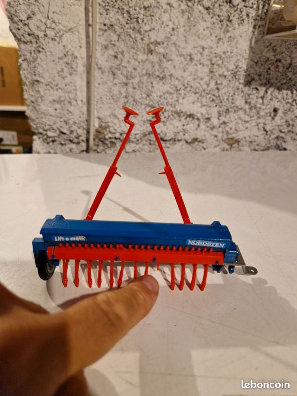 1/32 Britains Semoir Nordsten Lift o matic pour Pièce ou à réparer (image 3)