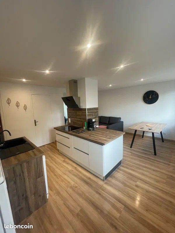 Appartement 3 pièces 55 m² · à Grenoble · 55 m² · 900 €/mois