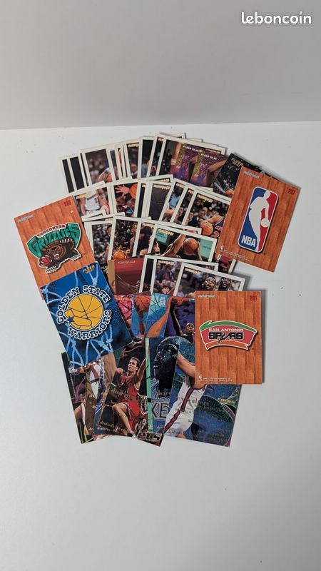 [Fleer] Lot de 50 cartes basket (image 1)