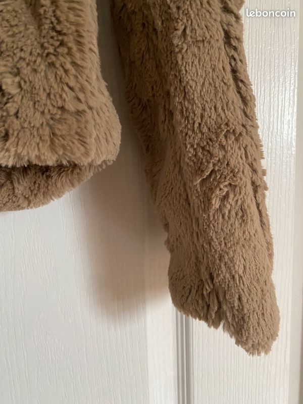 Veste Vero Moda fourrure M Vêtements