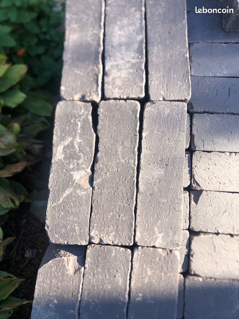 4 m2 de Pavés vieillis gris en terre cuite (image 1)