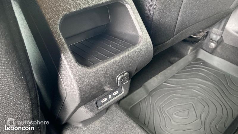 Dacia Duster 1.6 hybrid 140ch Extreme (image 39)