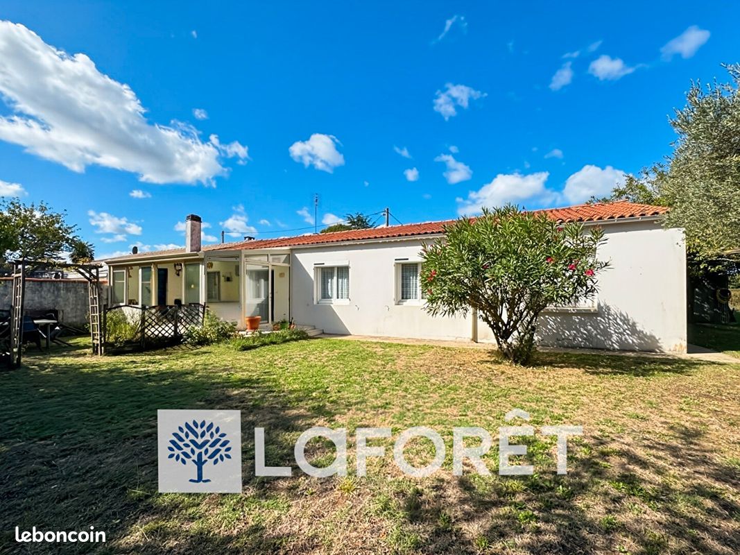 Maison 4 pièces 106 m² · à Gémozac · 106 m² · 200 700 €