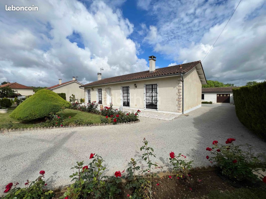 Maison 4 pièces 85 m² · à Terres-de-Haute-Charente · 85 m² · 109 000 €