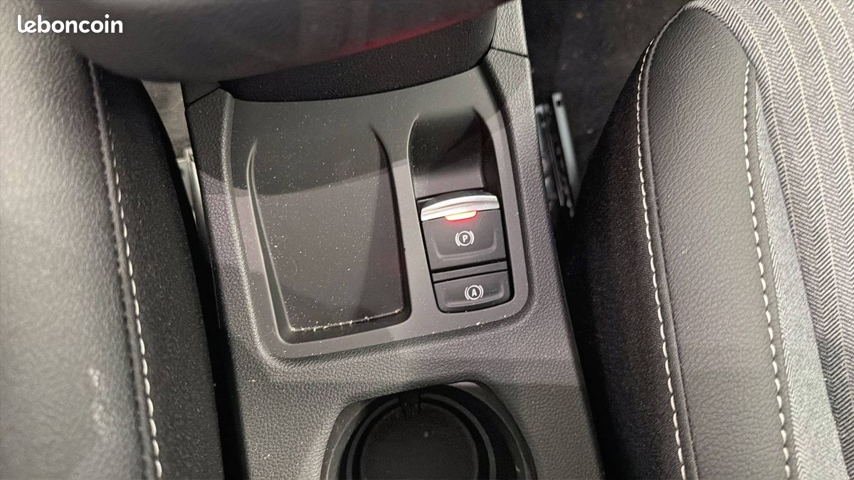 Renault clio tce 90 ch gsr2 techno (image 27)
