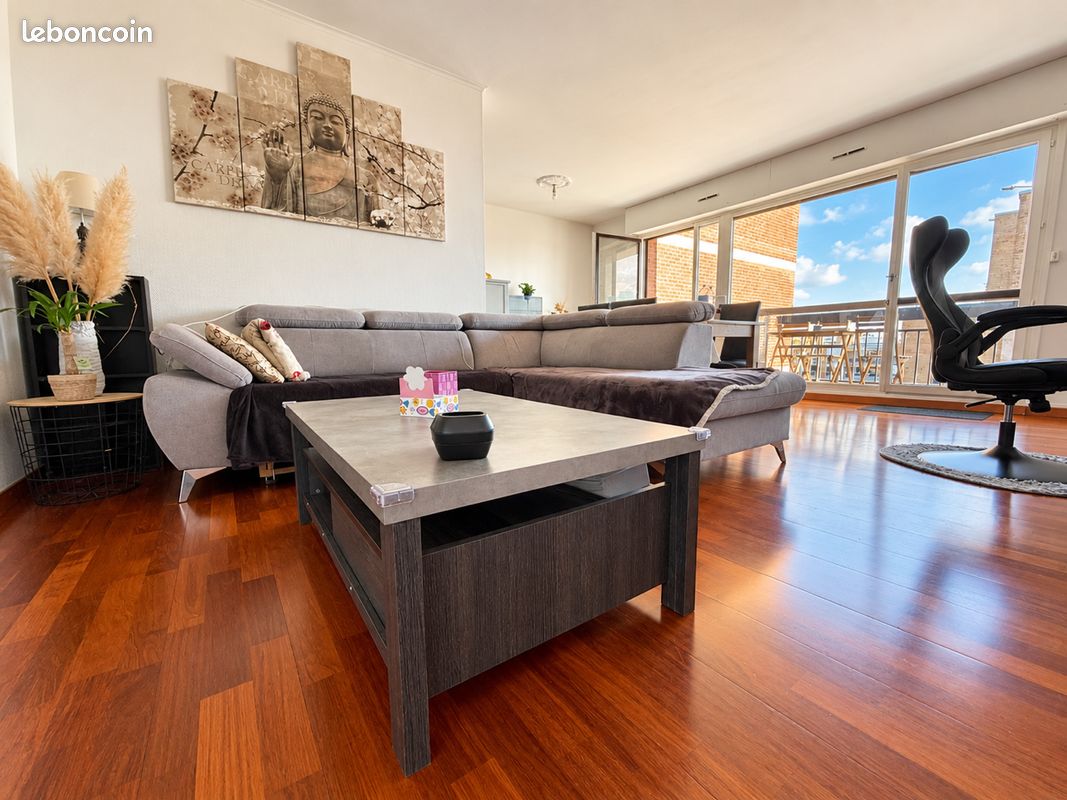 Appartement 3 pièces 80 m² · à La Madeleine · 80 m² · 210 000 €