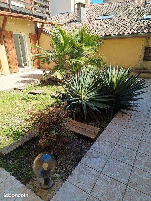Appartement 4 pièces 85 m² · à Tullins · 85 m² · 900 €