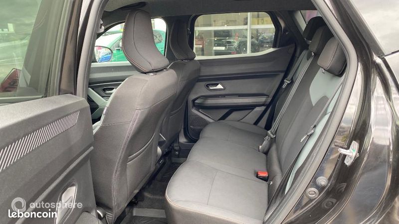 Dacia Duster 1.6 hybrid 140ch Extreme (image 13)