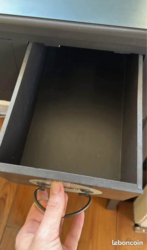 Console (image 5)