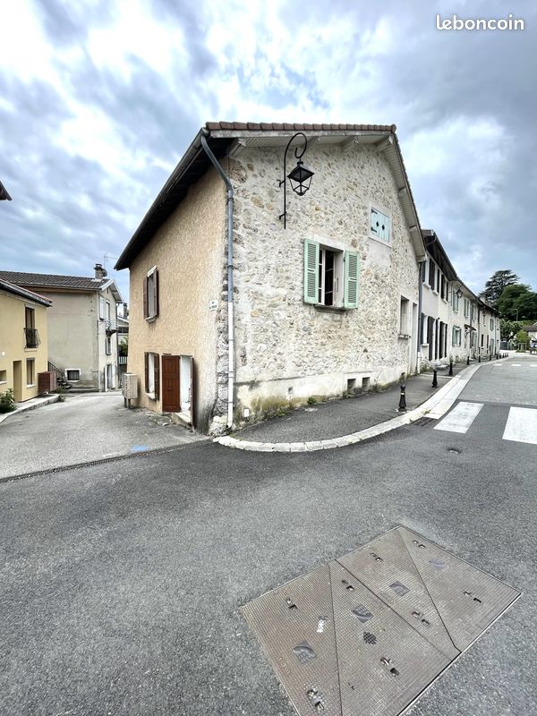 Maison 5 pièces 103 m² · à Claix · 103 m² · 230 000 €