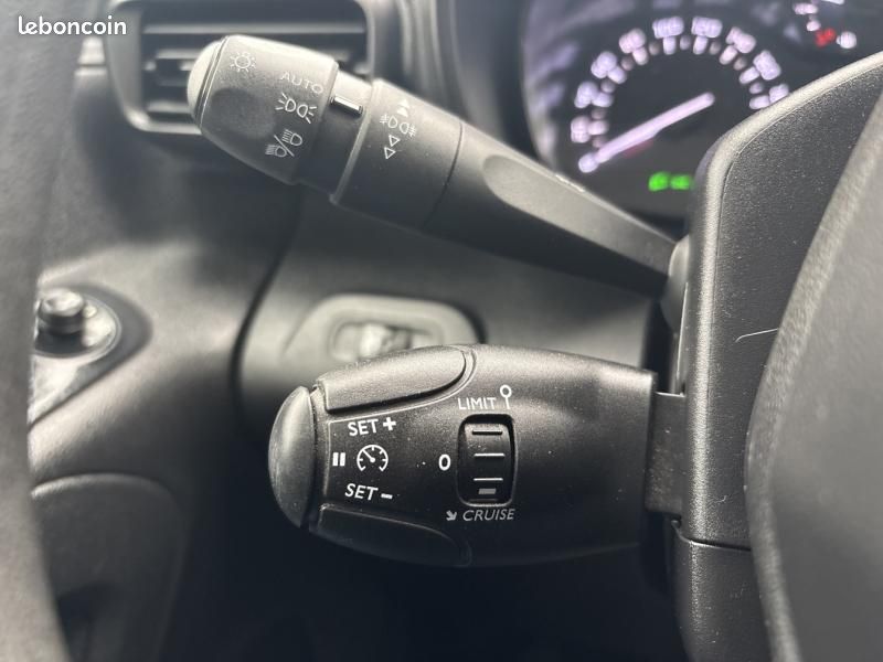 Citroen Berlingo Van M 650kg BlueHDi 100 Cabine Extenso 3 places Pack Driver Connect / GALLERIE / 12 (image 13)