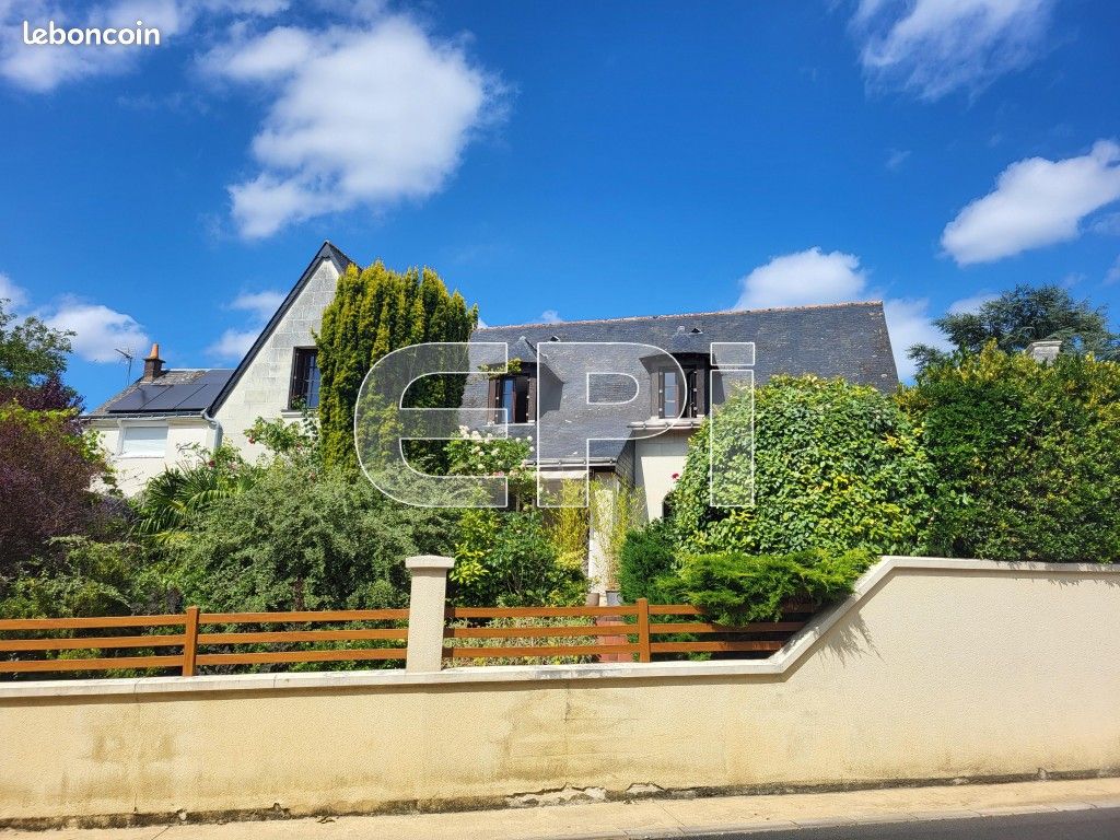 Maison 6 pièces 165 m² · à Bellevigne-les-Châteaux · 165 m² · 287 700 €