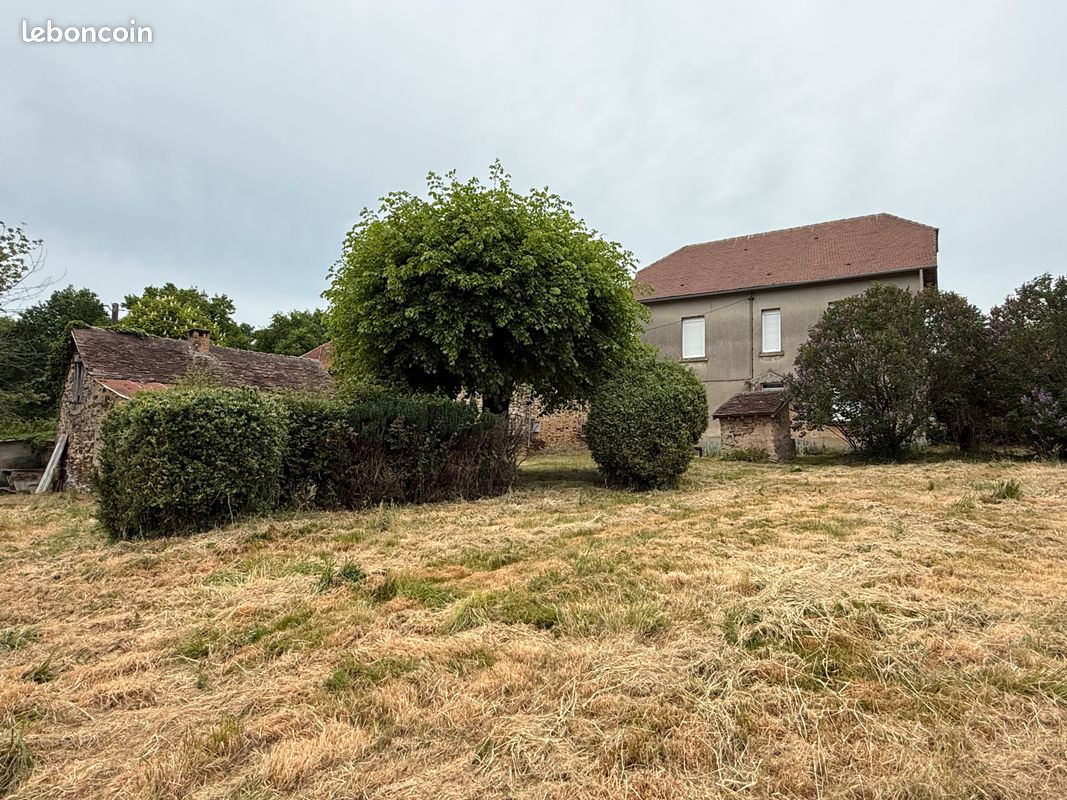 Maison 4 pièces 89 m² · à Saint-Yrieix-la-Perche · 89 m² · 210 000 €