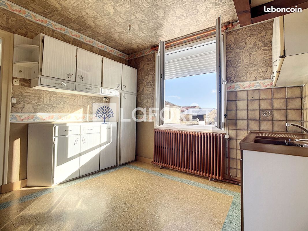 Maison 5 pièces 75 m² - Thouars 79100 (image principale 12)